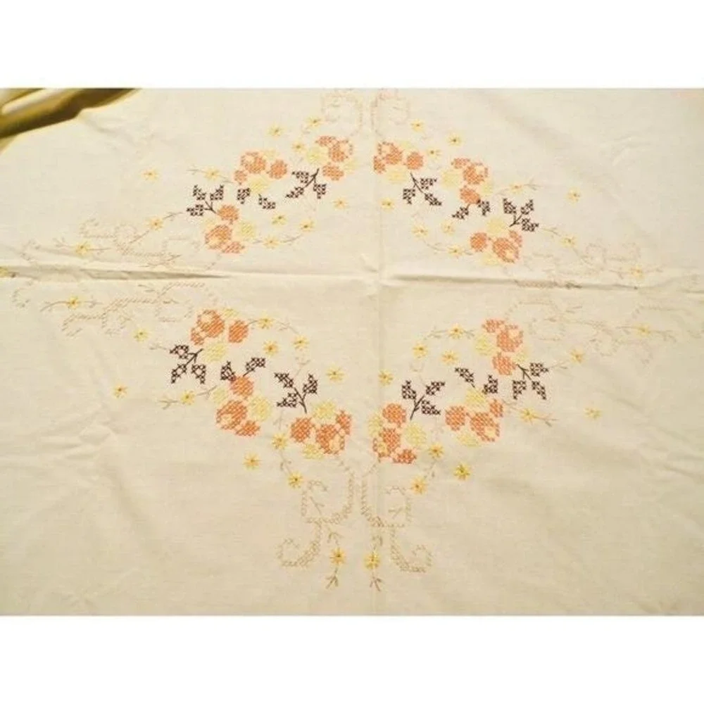 Vtg Hand Embroidered Floral Ecru Tablecloth Cross-Stitched Orange Yellow Brown‎